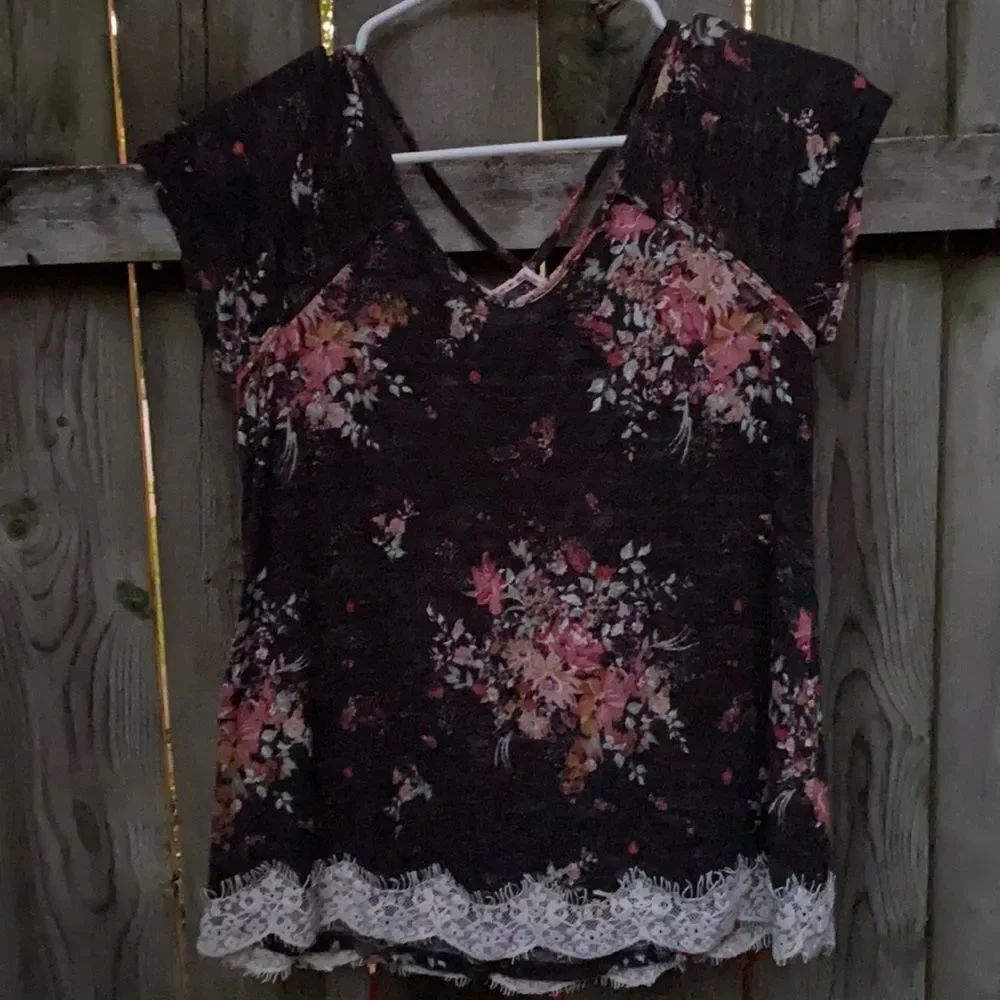 Floral top sz. S